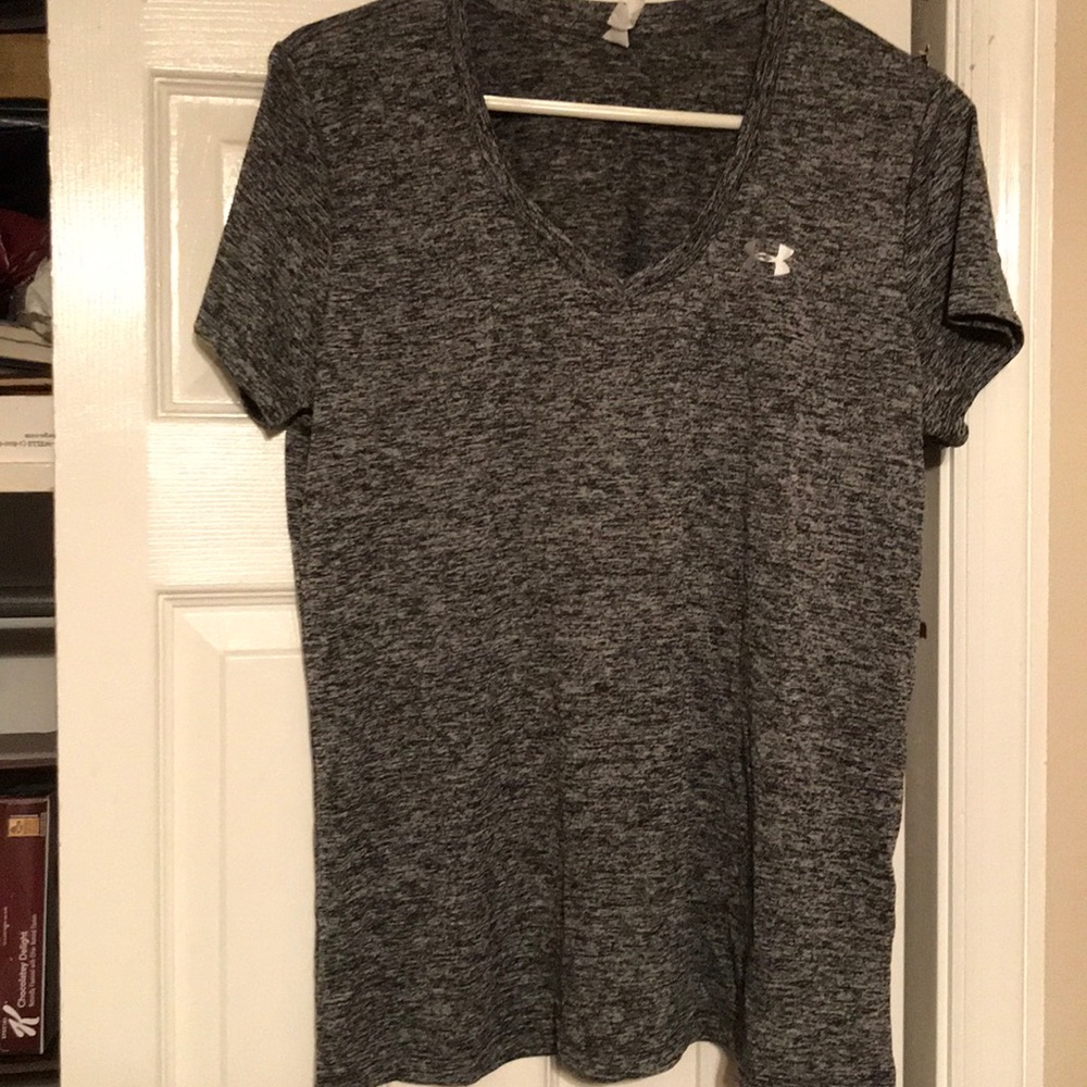 (2) Under Armour: Twist Tech V-Neck T Shirts!!
